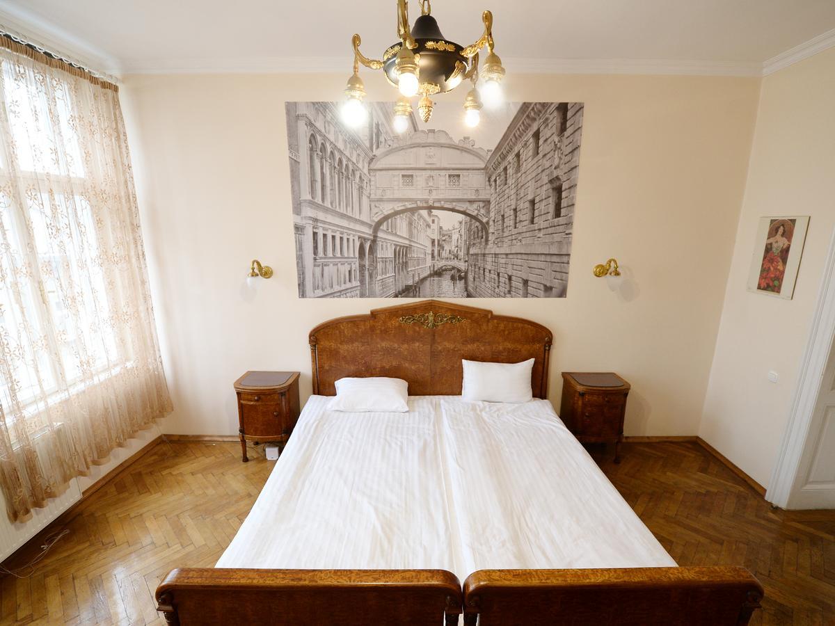 The Historical Family Nest In City Centre Liov Exterior foto