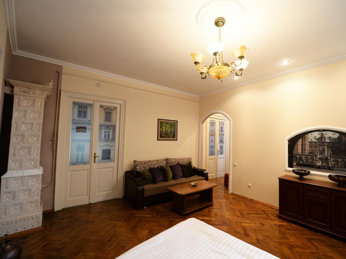 The Historical Family Nest In City Centre Liov Exterior foto