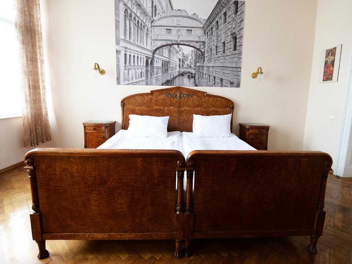 The Historical Family Nest In City Centre Liov Exterior foto
