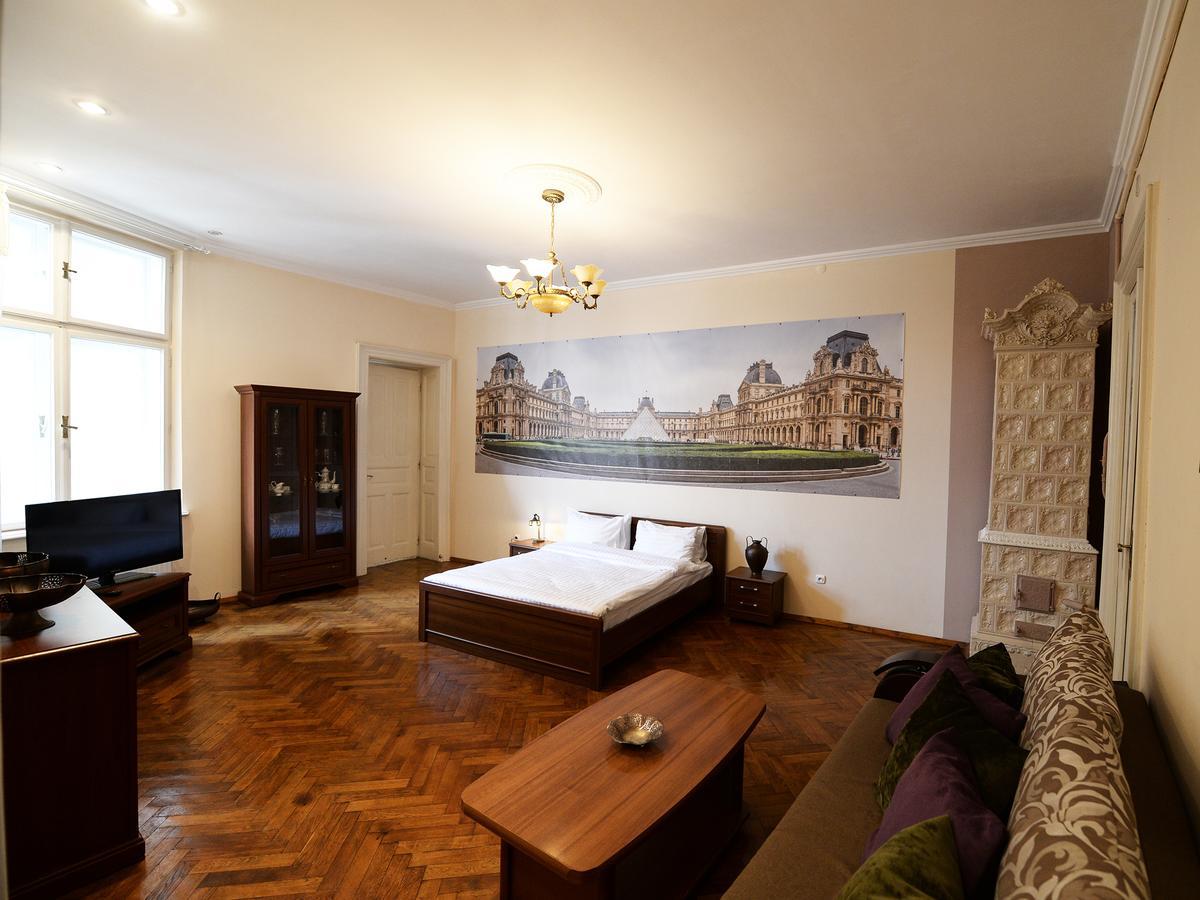 The Historical Family Nest In City Centre Liov Exterior foto