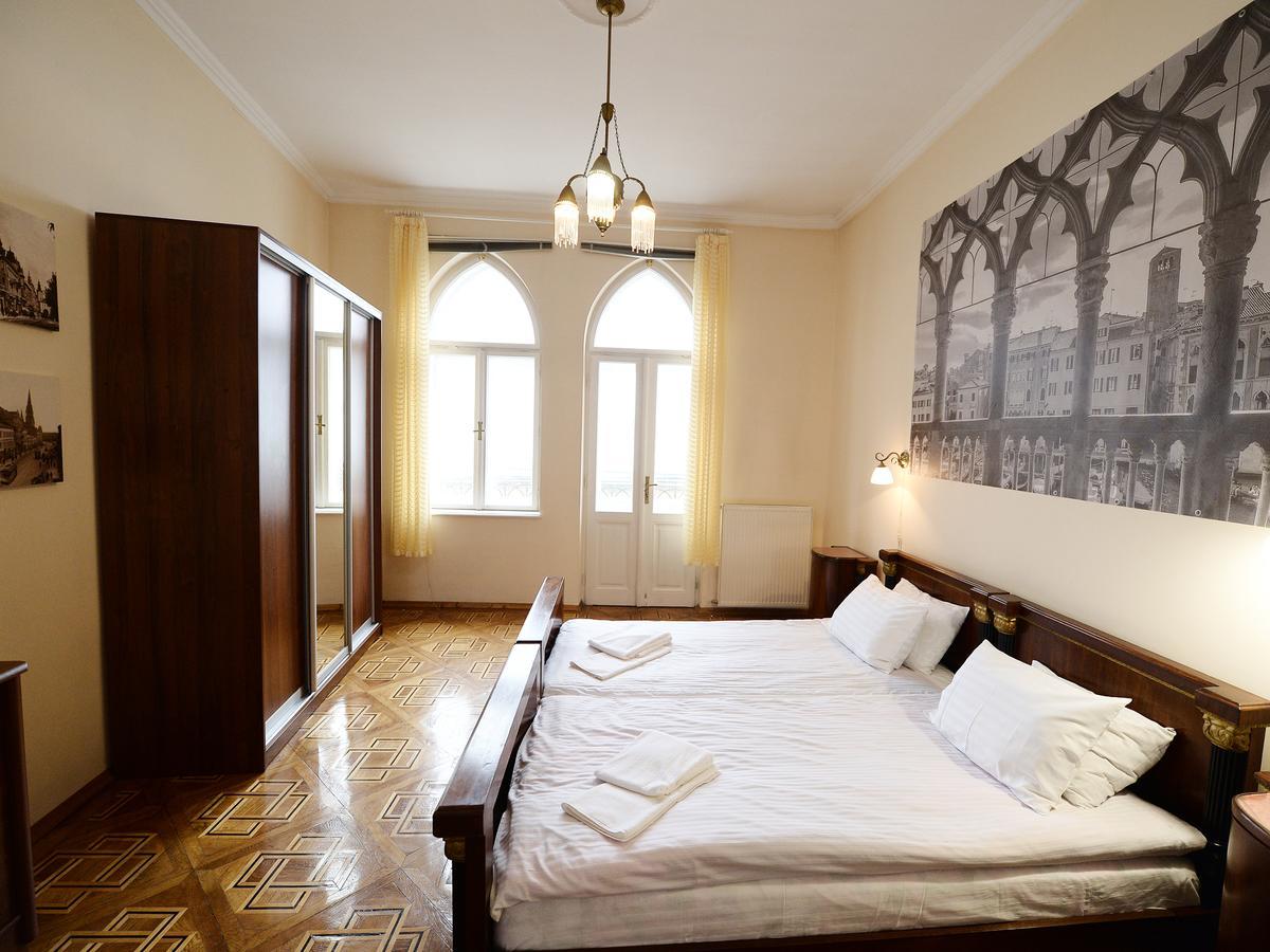 The Historical Family Nest In City Centre Liov Exterior foto